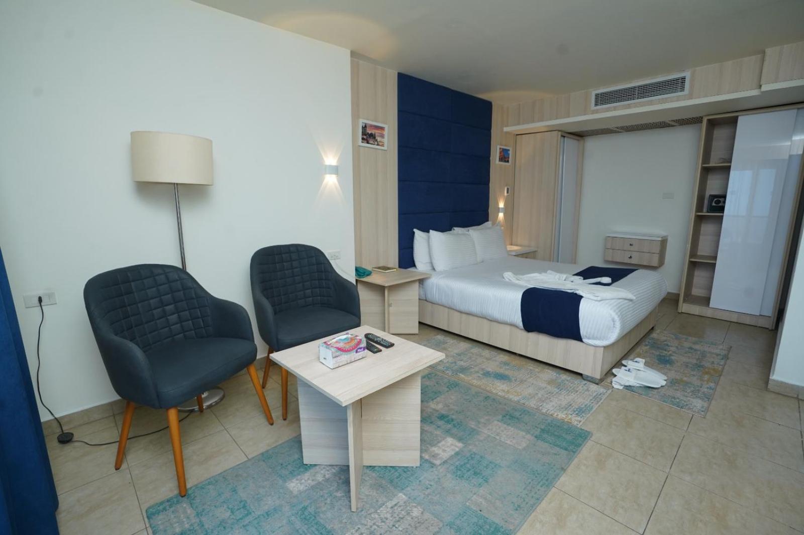 Al Fanar Azur Hotel Suhaj Exterior photo